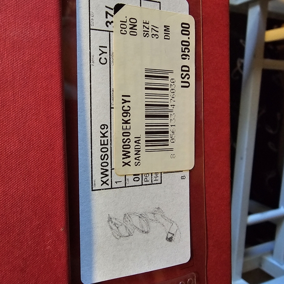 Valentino Garavani Black Women's Sandals - Picture 7 of 7